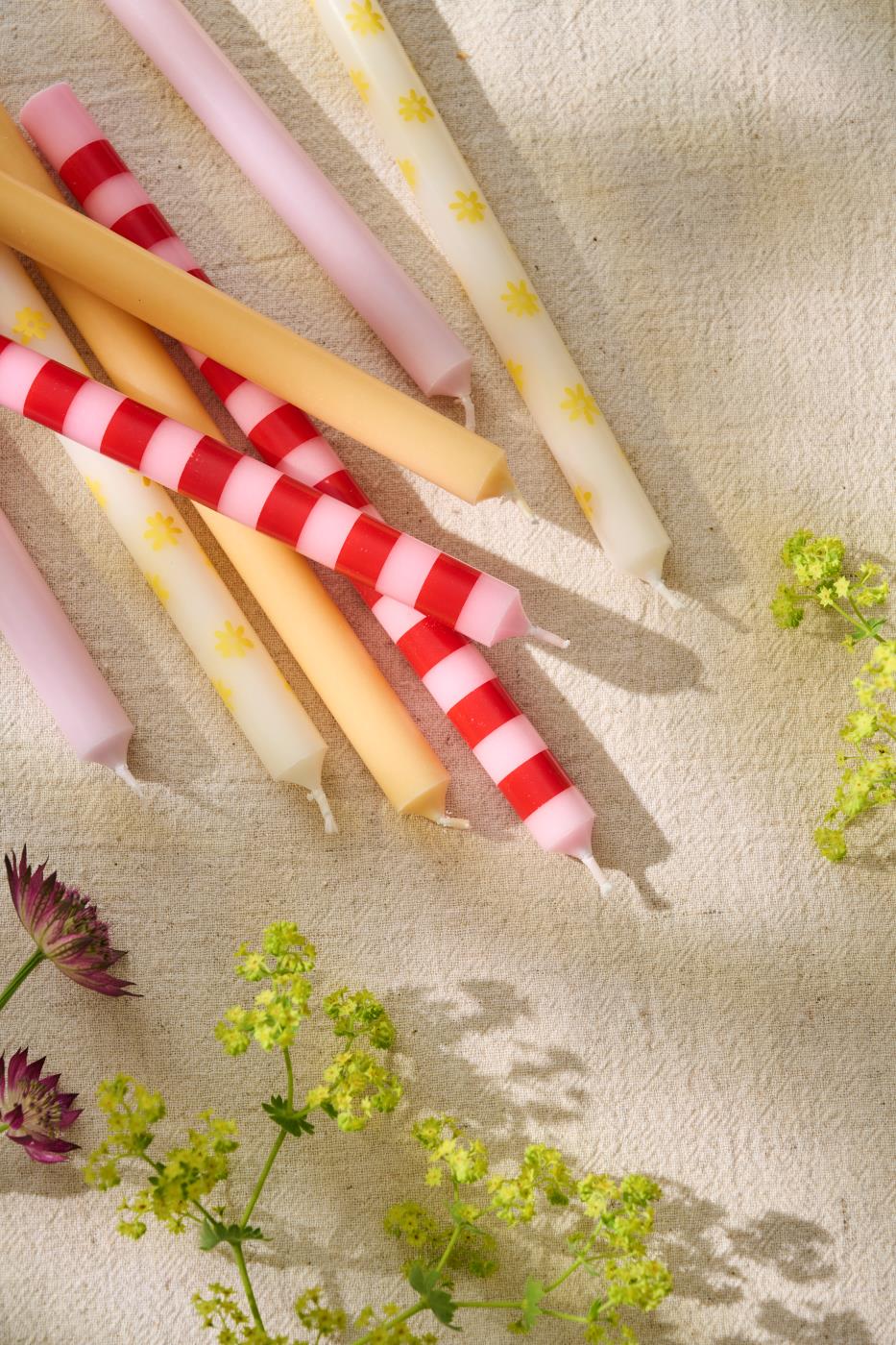 TAPER CANDLE RED/PINK