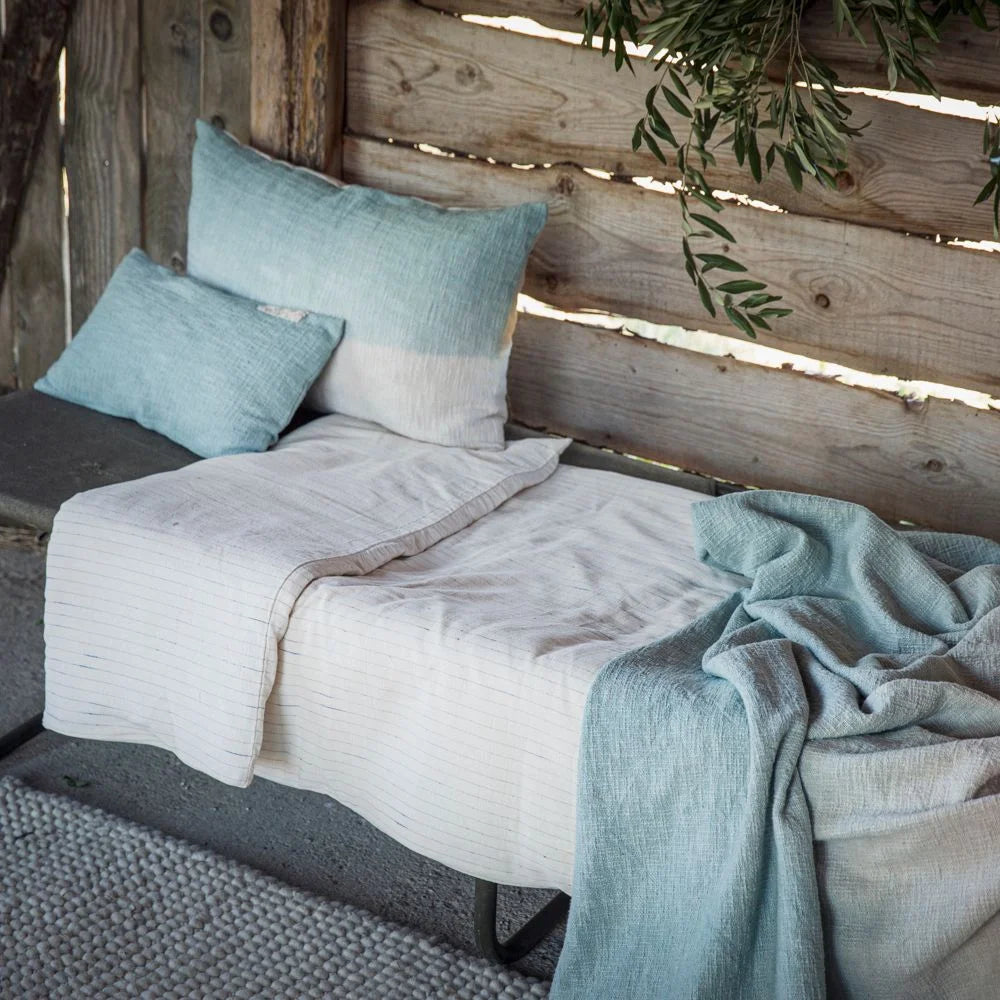 COUSSIN 25X40 TAIQUI AQUA