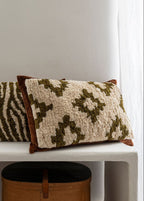 Coussin Bi-Matières Abby Croix – 40x60cm